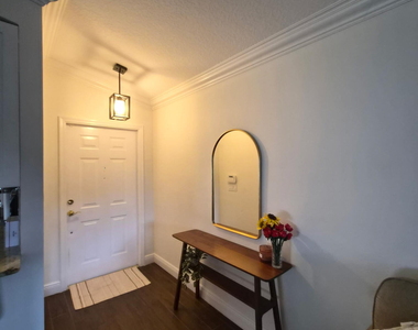 3574 Danbury Court - Photo Thumbnail 6