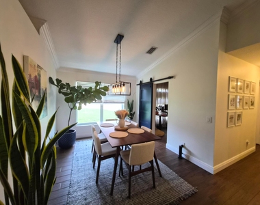3574 Danbury Court - Photo Thumbnail 11