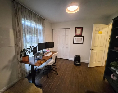 3574 Danbury Court - Photo Thumbnail 18