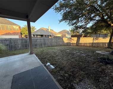 8014 Wilmington Drive - Photo Thumbnail 28