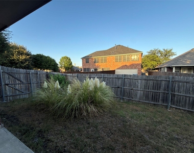 8014 Wilmington Drive - Photo Thumbnail 30