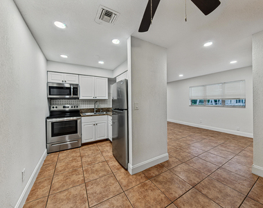 825 Sw 10th Street - Photo Thumbnail 14