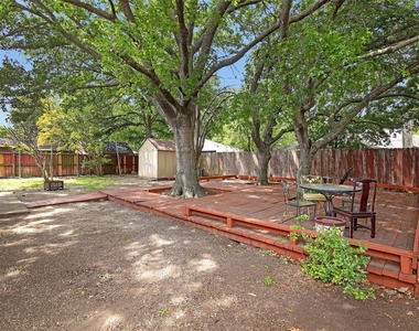 1113 Roaring Springs Drive - Photo Thumbnail 27