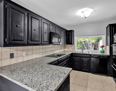 1113 Roaring Springs Drive - Photo Thumbnail 11