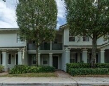 948 Nw 18th Avenue - Photo Thumbnail 2