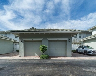 948 Nw 18th Avenue - Photo Thumbnail 16