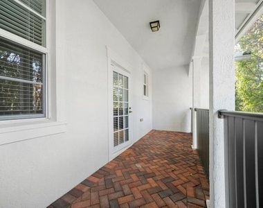 948 Nw 18th Avenue - Photo Thumbnail 14