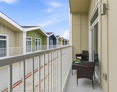 2925 Spruce Valley Lane - Photo Thumbnail 2
