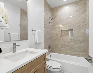 2925 Spruce Valley Lane - Photo Thumbnail 6