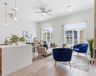 2925 Spruce Valley Lane - Photo Thumbnail 9
