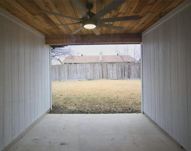 6576 Old Mill Circle - Photo Thumbnail 14