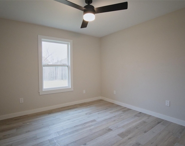 6576 Old Mill Circle - Photo Thumbnail 19