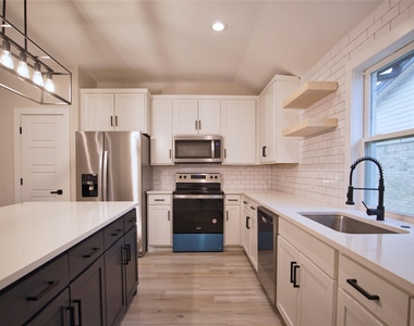6576 Old Mill Circle - Photo Thumbnail 6
