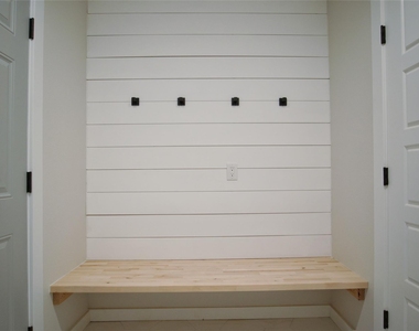 6576 Old Mill Circle - Photo Thumbnail 23