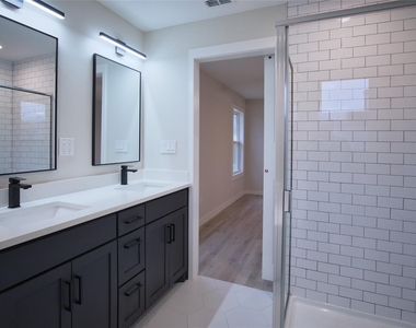 6576 Old Mill Circle - Photo Thumbnail 16