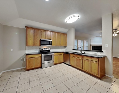 3201 Grant Street - Photo Thumbnail 4