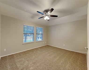 3201 Grant Street - Photo Thumbnail 12