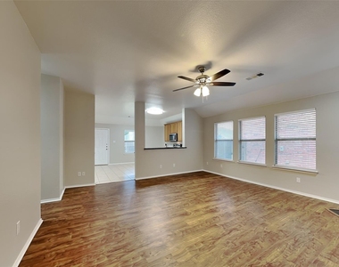 3201 Grant Street - Photo Thumbnail 1