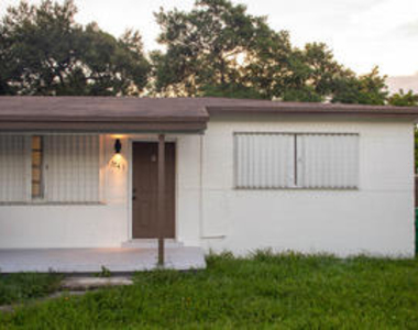 15741 Nw 38th Place - Photo Thumbnail 14