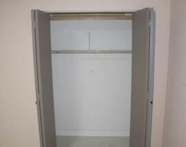 15741 Nw 38th Place - Photo Thumbnail 8