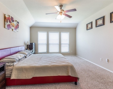 504 Rocky Pine Road - Photo Thumbnail 21