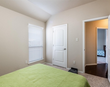 504 Rocky Pine Road - Photo Thumbnail 25