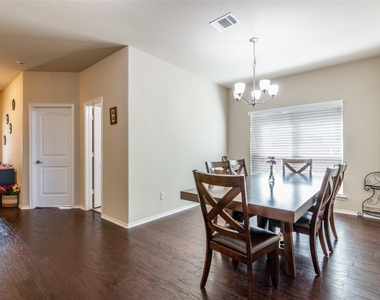504 Rocky Pine Road - Photo Thumbnail 9