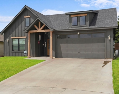 4930 Dry Creek Road - Photo Thumbnail 25