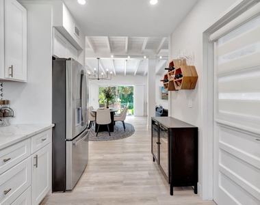 231 Se 3rd Avenue - Photo Thumbnail 10