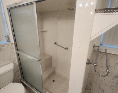 225 S Sequoia Drive - Photo Thumbnail 33