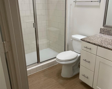 801 N Bishop Avenue - Photo Thumbnail 5