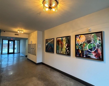 801 N Bishop Avenue - Photo Thumbnail 7