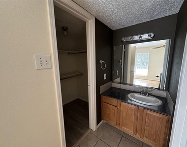 18333 Roehampton Drive - Photo Thumbnail 4