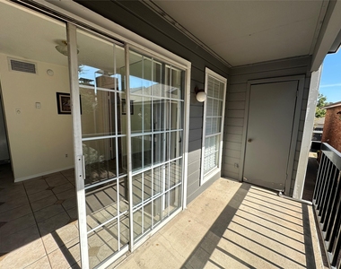 18333 Roehampton Drive - Photo Thumbnail 2