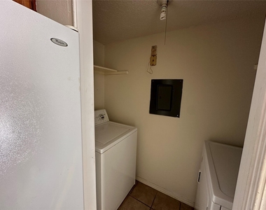 18333 Roehampton Drive - Photo Thumbnail 17