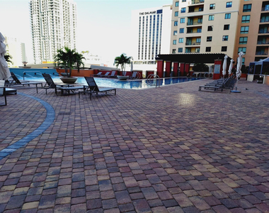 100 N Federal Highway - Photo Thumbnail 31