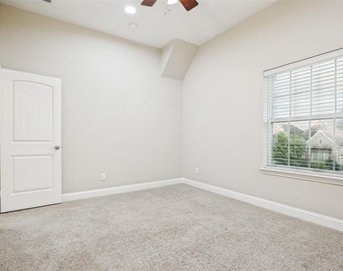 13500 Mardi Gras Lane - Photo Thumbnail 30
