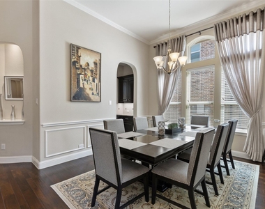 13500 Mardi Gras Lane - Photo Thumbnail 7