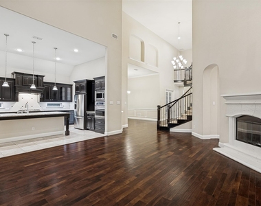13500 Mardi Gras Lane - Photo Thumbnail 12