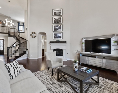 13500 Mardi Gras Lane - Photo Thumbnail 10