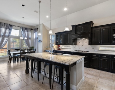 13500 Mardi Gras Lane - Photo Thumbnail 15