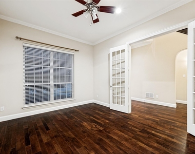 13500 Mardi Gras Lane - Photo Thumbnail 4