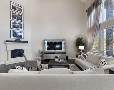 13500 Mardi Gras Lane - Photo Thumbnail 8