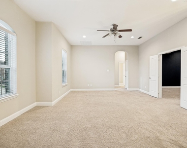 13500 Mardi Gras Lane - Photo Thumbnail 27