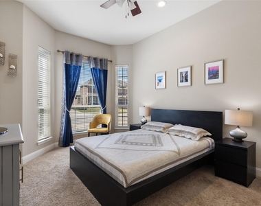 13500 Mardi Gras Lane - Photo Thumbnail 24