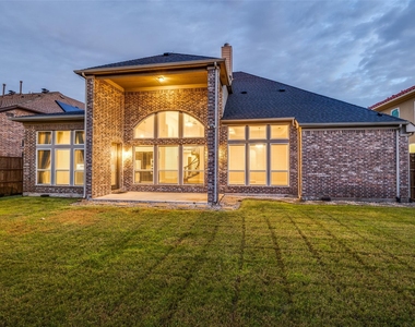 13500 Mardi Gras Lane - Photo Thumbnail 32