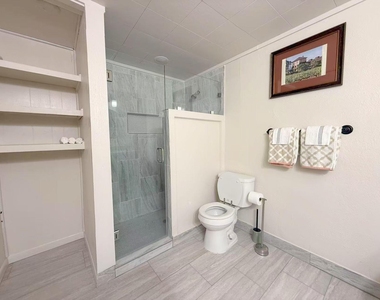 2925 Janet Drive - Photo Thumbnail 16
