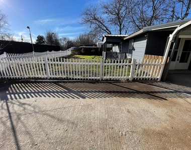 2925 Janet Drive - Photo Thumbnail 27
