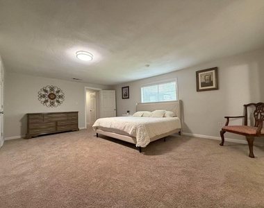 2925 Janet Drive - Photo Thumbnail 15