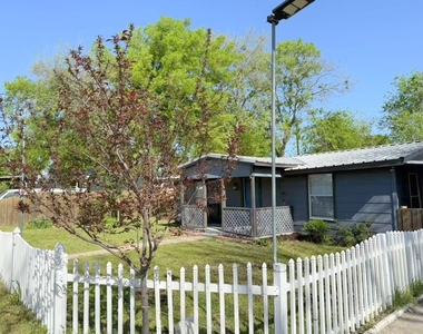 2925 Janet Drive - Photo Thumbnail 19